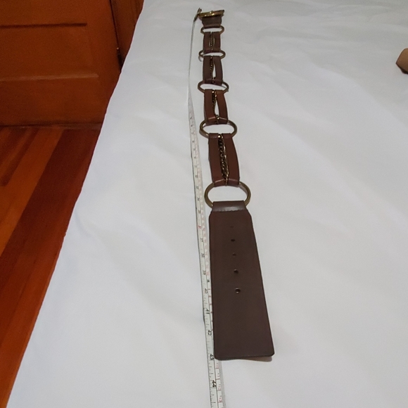 Micheal Micheal Kors belt - Picture 6 of 8